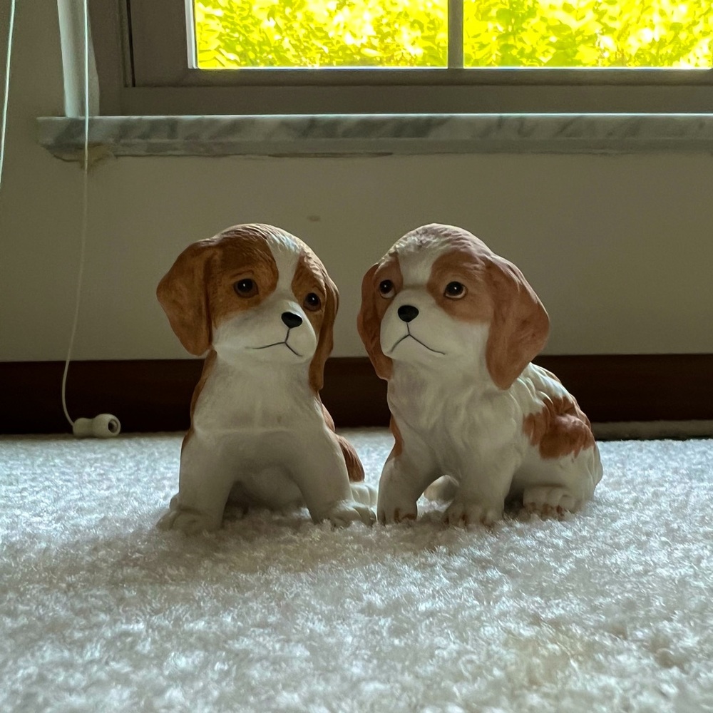 NWOT Vintage Ceramic Beagle Puppies
